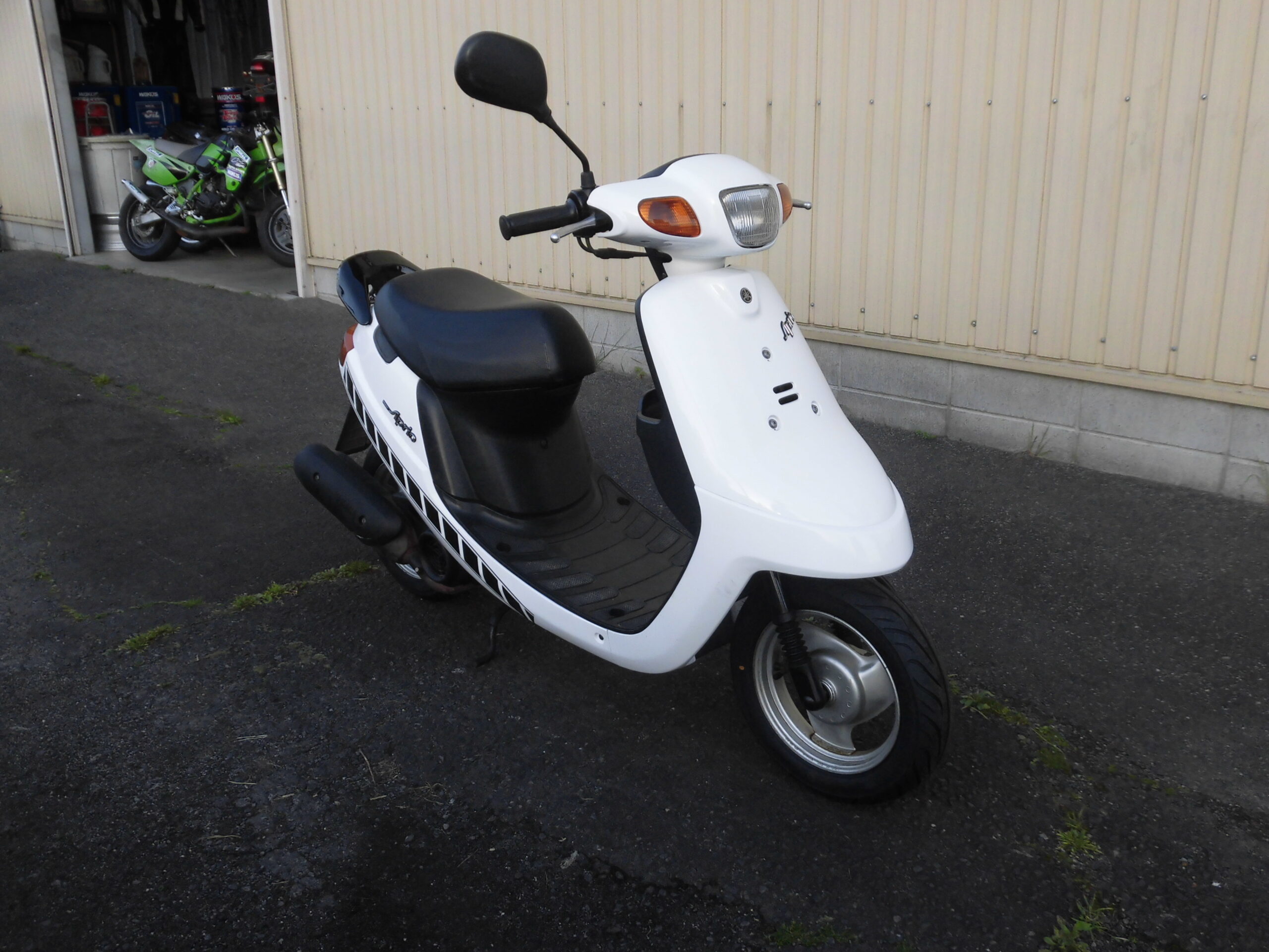 YAMAHA 中古車 JOG APRIO ジョグ アプリオ 4JPA 最終モデル カスタムペイント 2サイクル | 新車大型二輪  中型二輪だけでなく、中古原付からスクーターまで販売。三重県名張市Empty