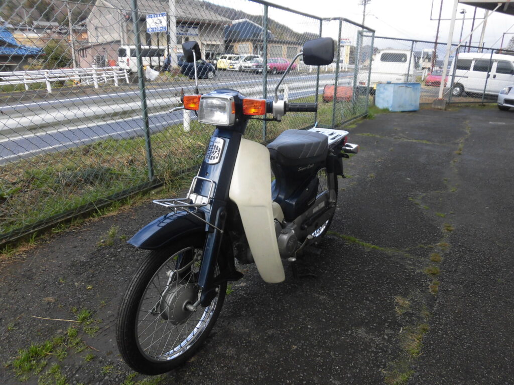 中古 HONDA スーパーカブ50　カスタム（セル付）Super Cub 50 Custom　機種コードC50CM2 ワンオーナー　6,702km