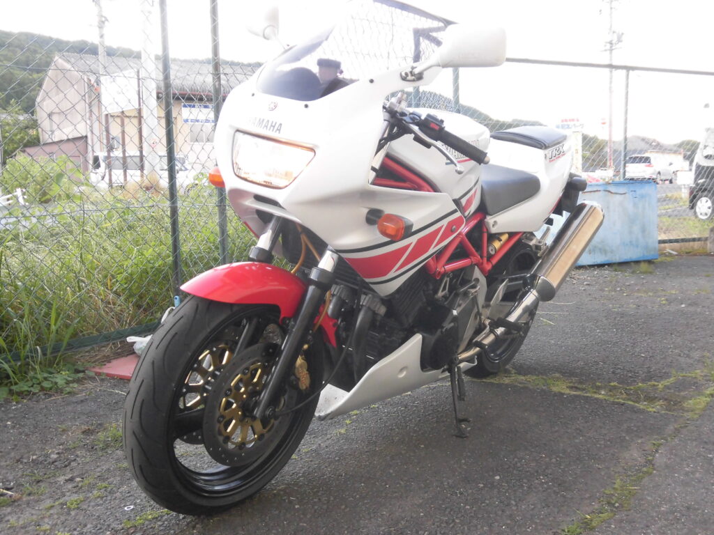 中古車　YAMAHA TRX850ストロボライン、クレバーウルフ製アンダーカウル、MRAスクリーン、POSHリミッターカットETC付き 検10年5月 46,328km　
